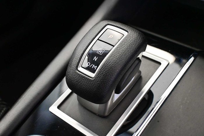 2024 Mitsubishi Outlander ES