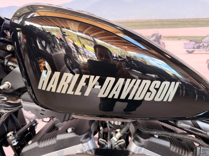 2016 Harley-davidson XC1200CX ROADSTER Black