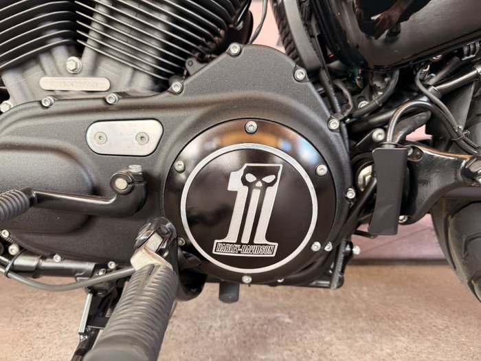 2016 Harley-davidson XC1200CX ROADSTER Black