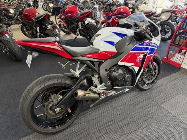 2015 Honda CBR1000RR FireBlade Fireblade White