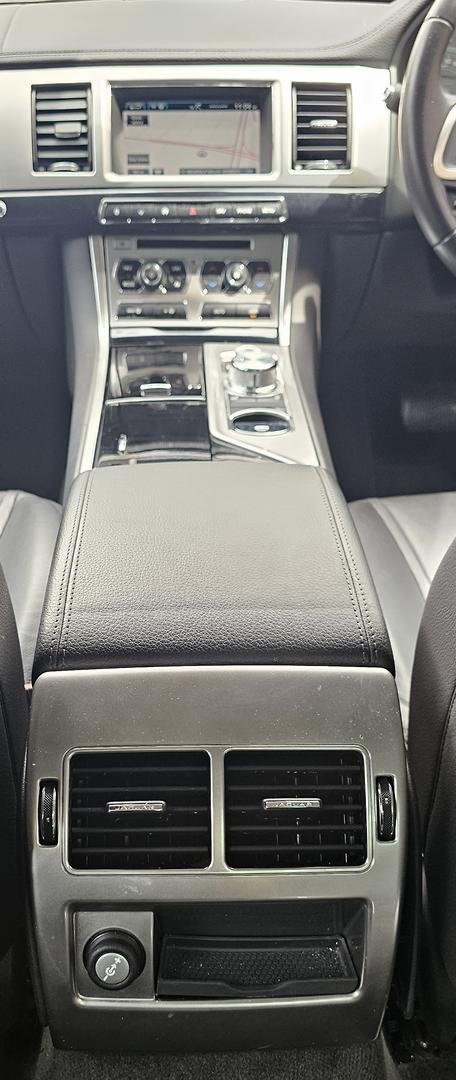 2014 Jaguar XF Premium Luxury X250 MY15 Ultimate Black Metallic