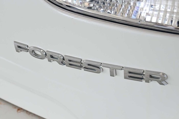 2024 Subaru Forester 2.5i