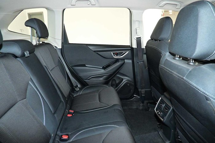 2024 Subaru Forester 2.5i