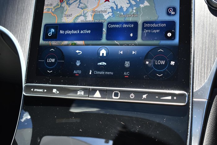 2025 Mercedes-Benz GLC-Class GLC300