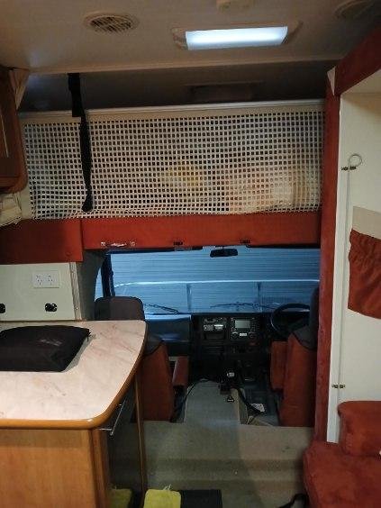 2009 Winnebago Longreach