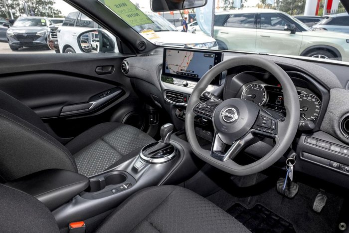 2025 Nissan JUKE ST+ F16 MY25 Pearl White