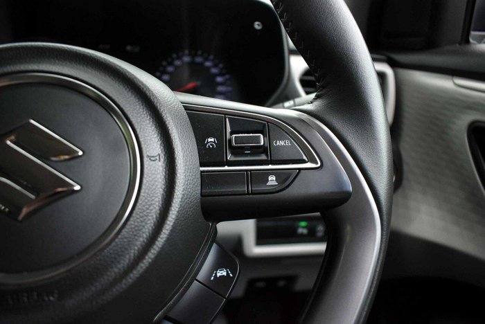 2024 Suzuki Swift Hybrid GLX