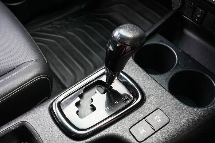 2020 Toyota Hilux Rugged X