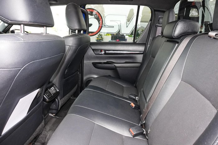 2020 Toyota Hilux Rugged X