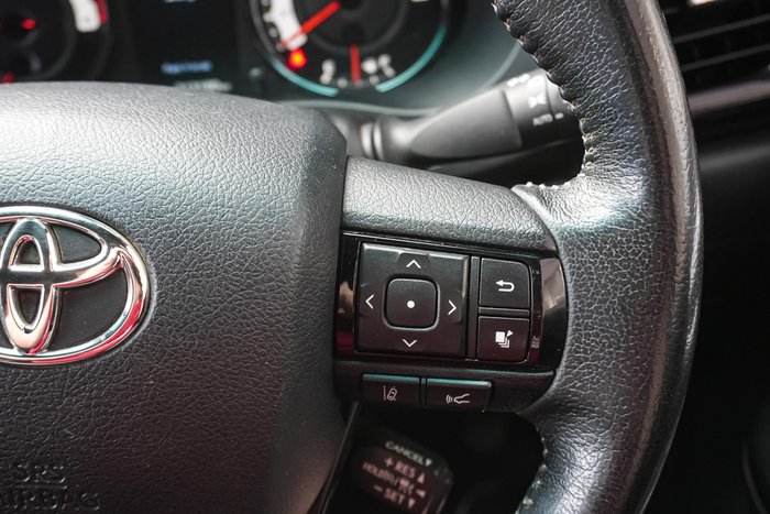 2020 Toyota Hilux Rugged X