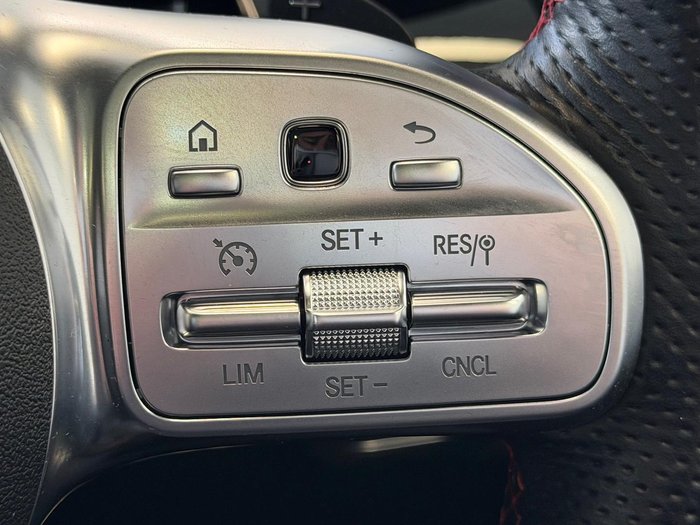 2019 Mercedes-Benz B-Class B180