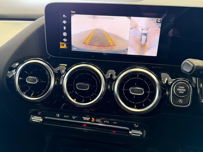 2019 Mercedes-Benz B-Class B180