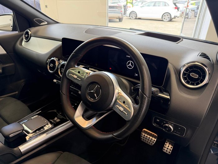2019 Mercedes-Benz B-Class B180