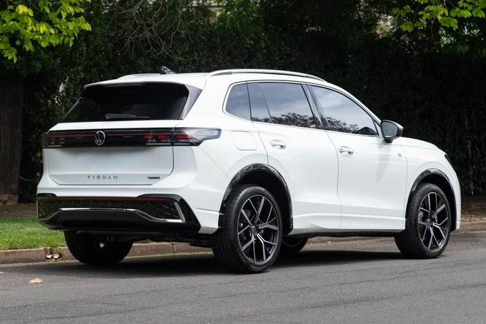 2025 Volkswagen Tiguan 195TSI R-Line