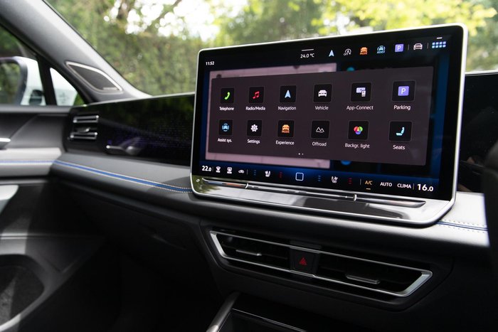 2025 Volkswagen Tiguan 195TSI R-Line