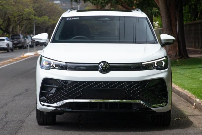 2025 Volkswagen Tiguan 195TSI R-Line