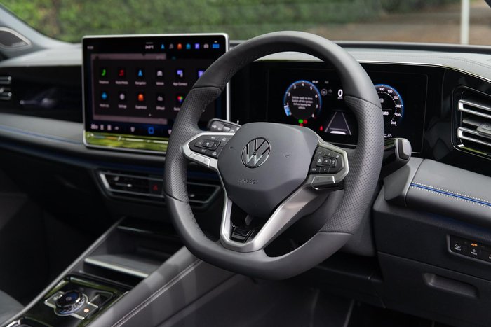 2025 Volkswagen Tiguan 195TSI R-Line