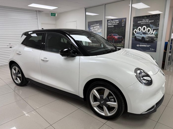 2025 GWM Ora Lux ES11 Hamilton White / Black Roof