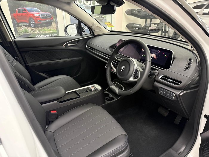 2025 GWM Ora Lux ES11 Hamilton White / Black Roof