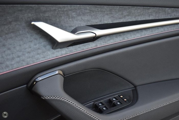 2025 SKODA Kodiaq 140TSI Select PS MY25 4X4 Moon White