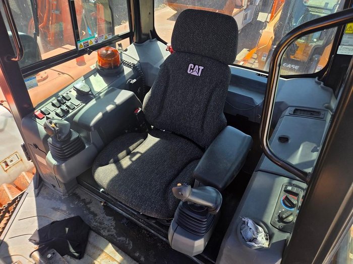2015 Caterpillar D3k2 Lgp