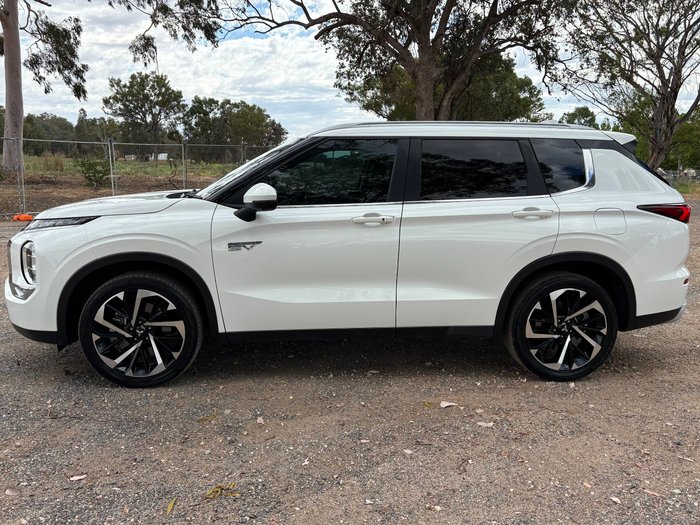 2024 Mitsubishi Outlander Aspire