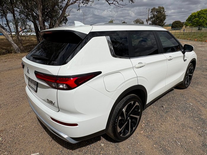 2024 Mitsubishi Outlander Aspire