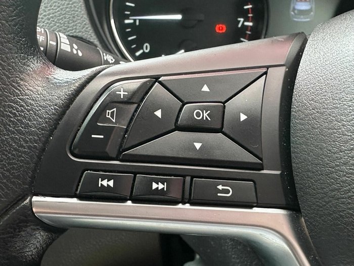 2019 Nissan X-TRAIL ST