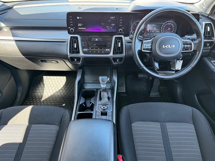 2022 Kia Sorento Sport