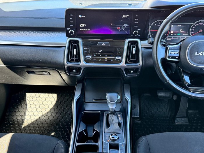 2022 Kia Sorento Sport