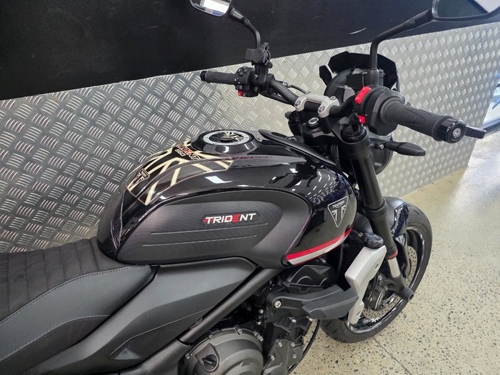 2023 Triumph TRIDENT 660 BLACK