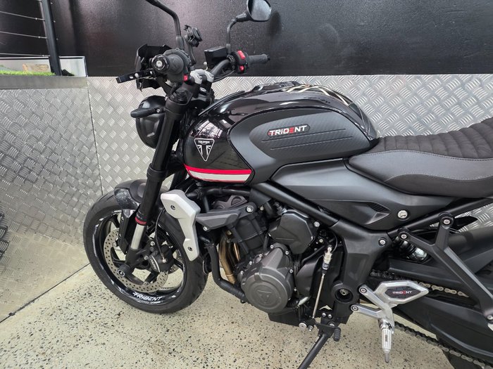 2023 Triumph TRIDENT 660 BLACK