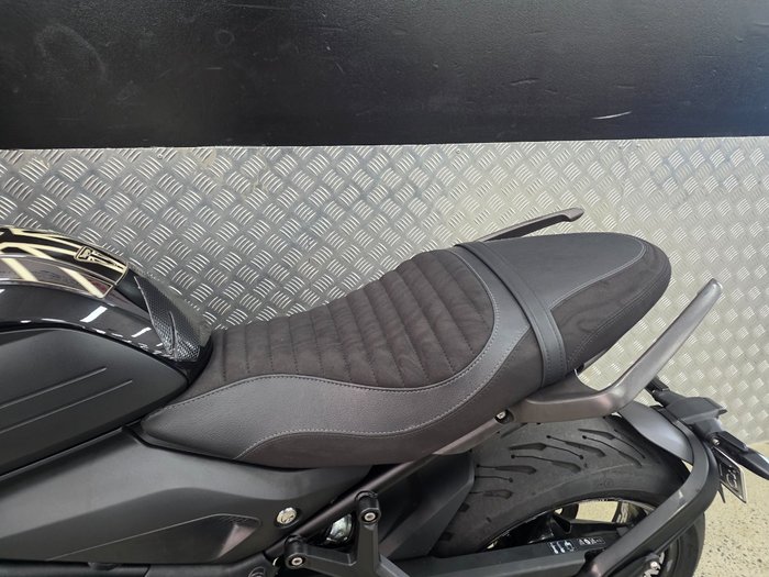 2023 Triumph TRIDENT 660 BLACK