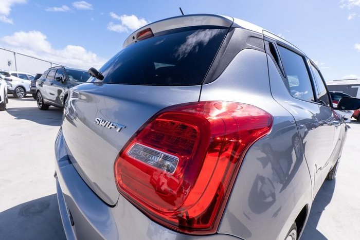 2017 Suzuki Swift GL Navigator