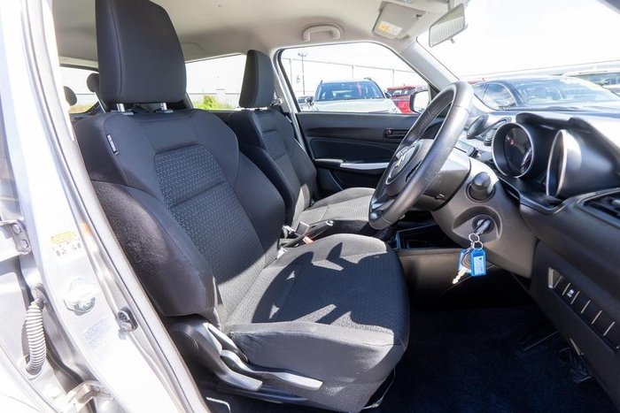 2017 Suzuki Swift GL Navigator