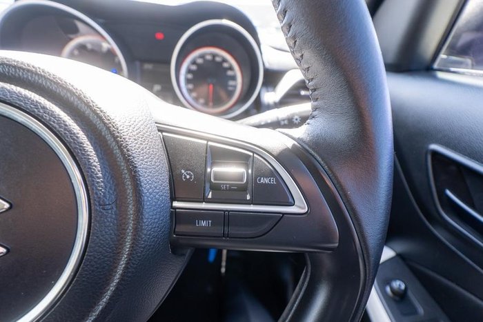 2017 Suzuki Swift GL Navigator