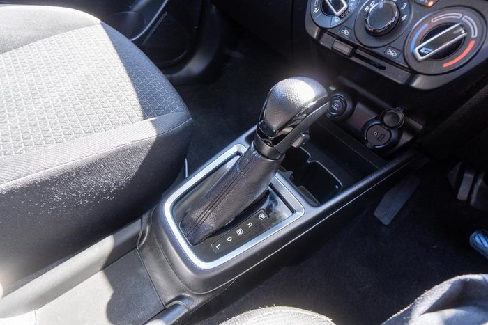 2017 Suzuki Swift GL Navigator