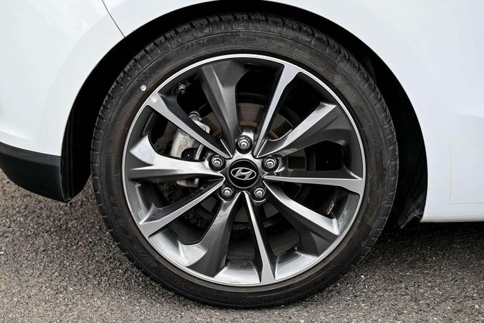 2019 Hyundai Veloster