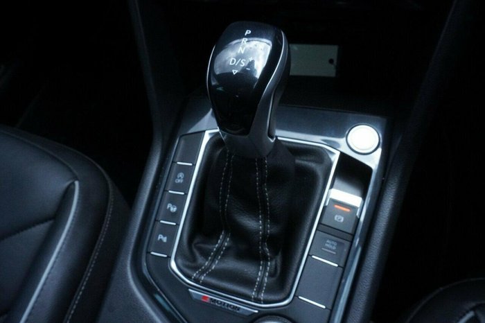 2021 Volkswagen Tiguan 162TSI R-Line