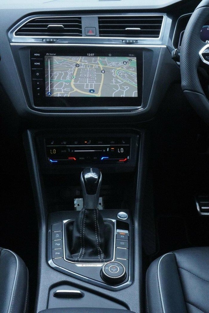 2021 Volkswagen Tiguan 162TSI R-Line