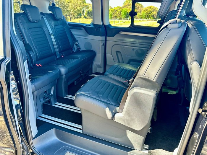 2024 Ford Tourneo Titanium X