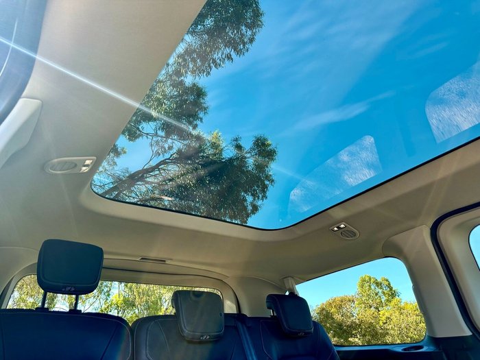 2024 Ford Tourneo Titanium X