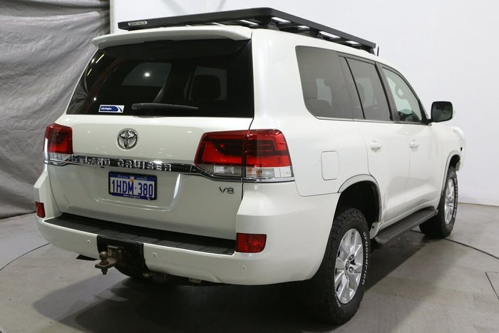 2020 Toyota Landcruiser VX