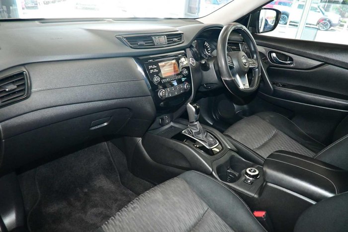 2019 Nissan X-TRAIL ST