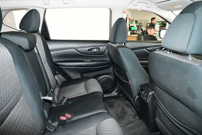 2019 Nissan X-TRAIL ST