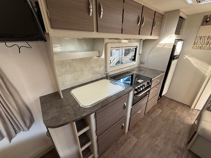 2018 Jurgens Lunagazer