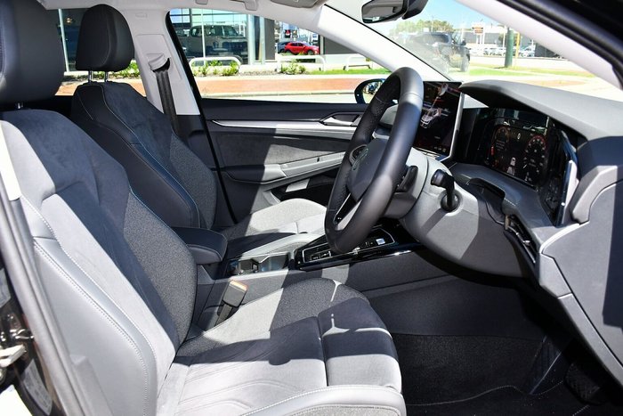 2025 Volkswagen Golf 110TSI Style