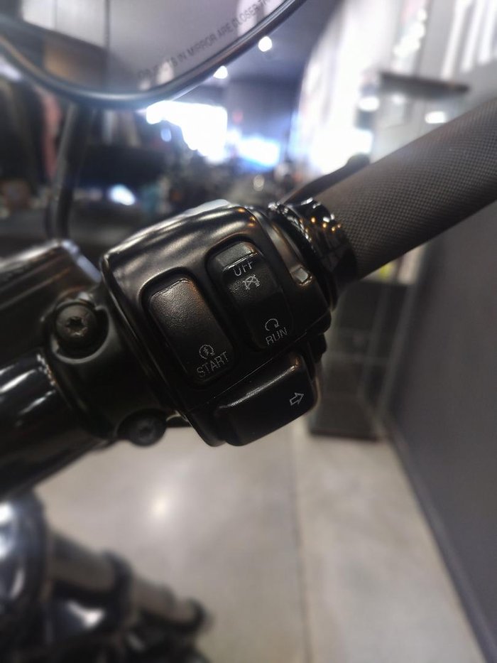 2010 Harley-Davidson Softail Custom 1584 (FXSTC) Softail Black