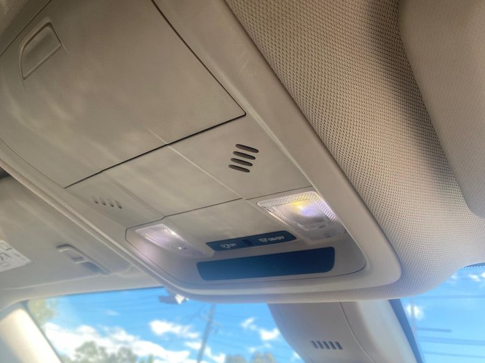 2020 Holden Commodore RS