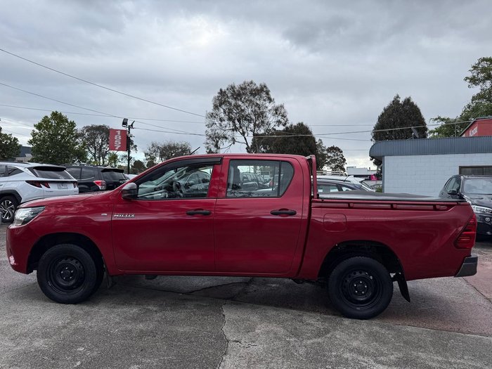 2017 Toyota Hilux Workmate TGN121R 4x2 Maroon